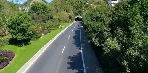 四好農(nóng)村路丨從經(jīng)濟(jì)通道變身文化長(zhǎng)廊，建德這條隧道厲害了